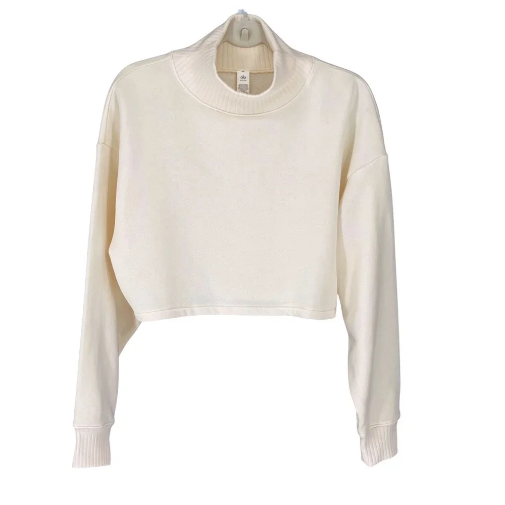 ALO Yoga cropped serenity